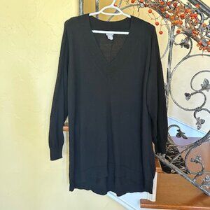 Chico's Black V-Neck Tunic Sweater